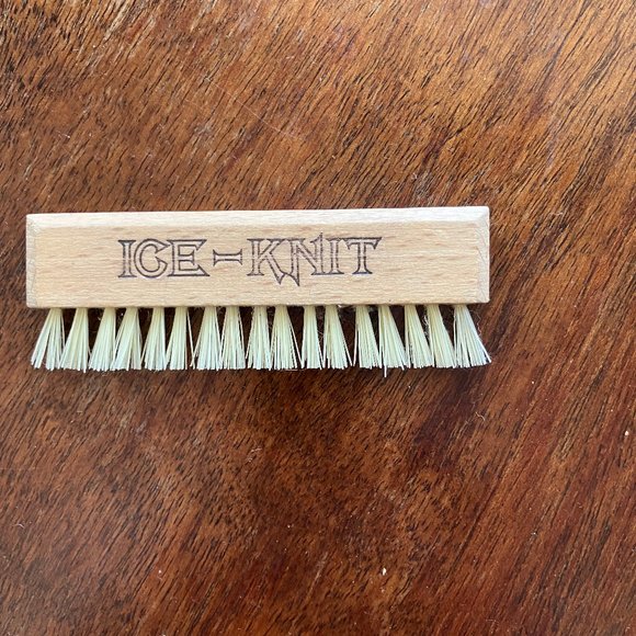 Icelandic Knit Sweater Coat - Picture 5 of 9